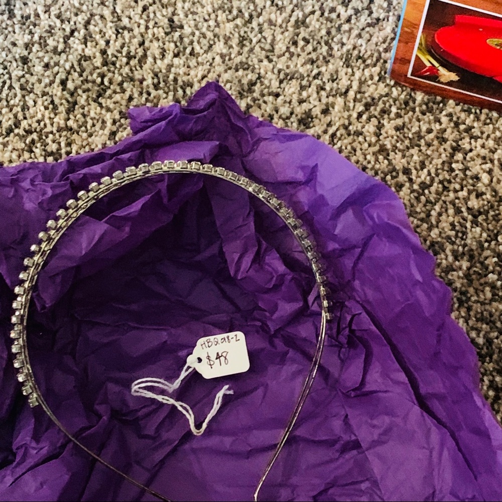 Tiara - Picture 2 of 4